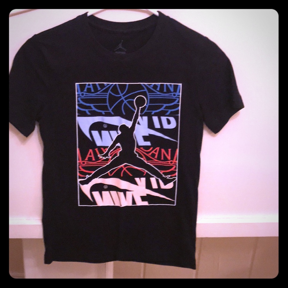 Women’s Jordan tshirt